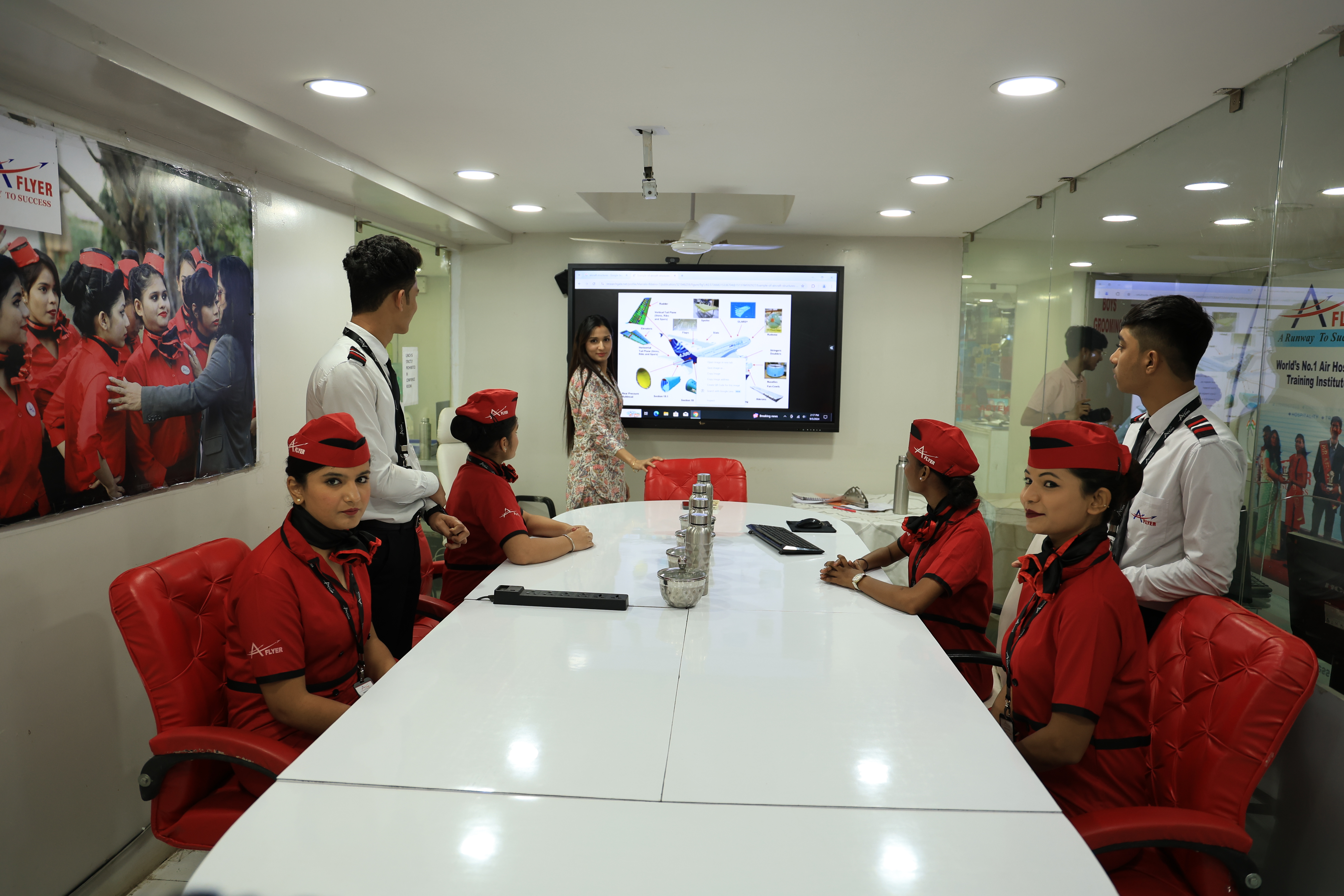 service-image