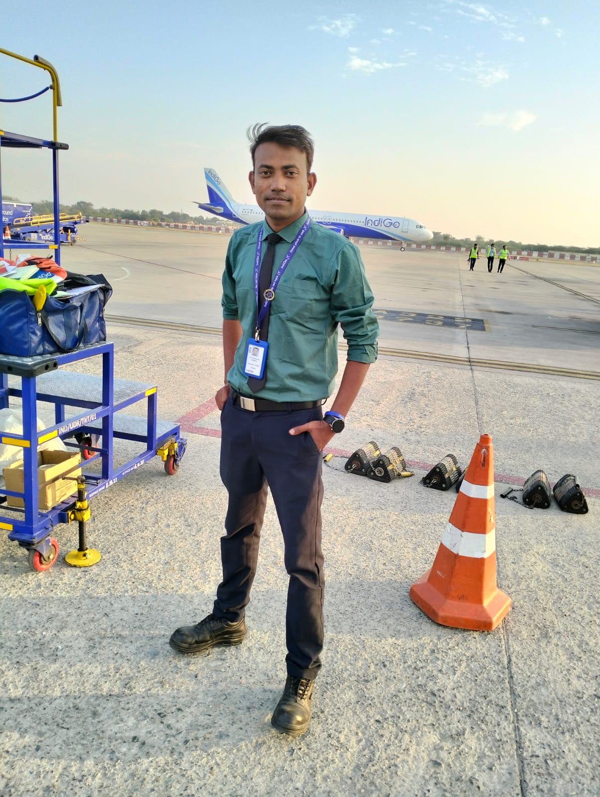 service-image